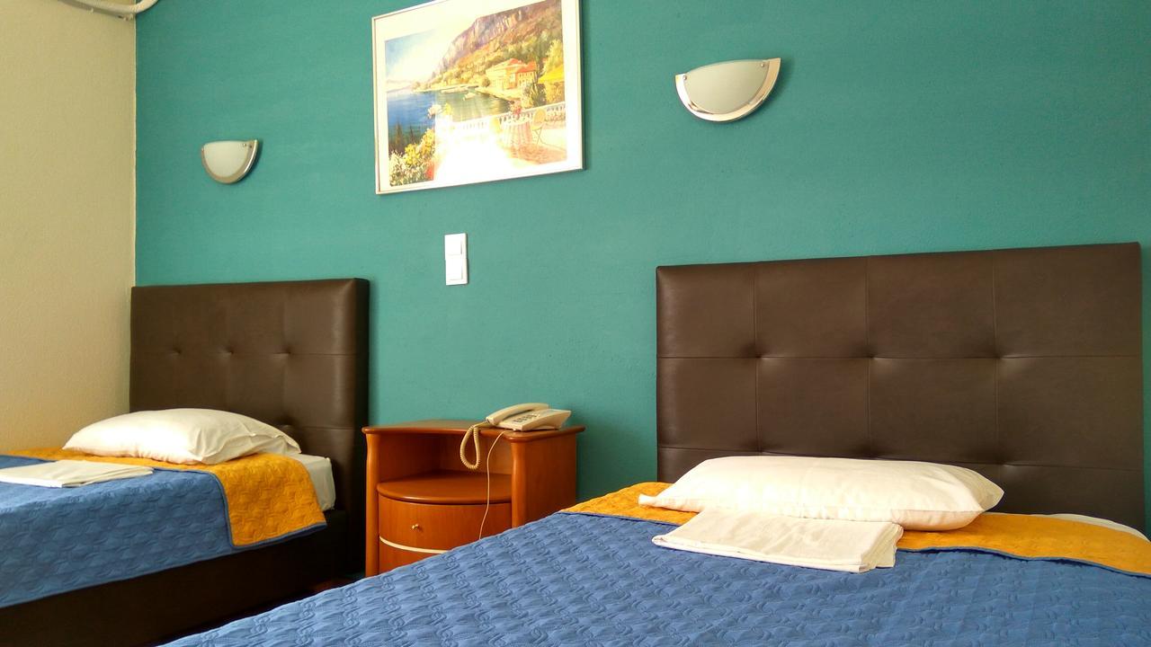 Hotel Anesi Афины Экстерьер фото