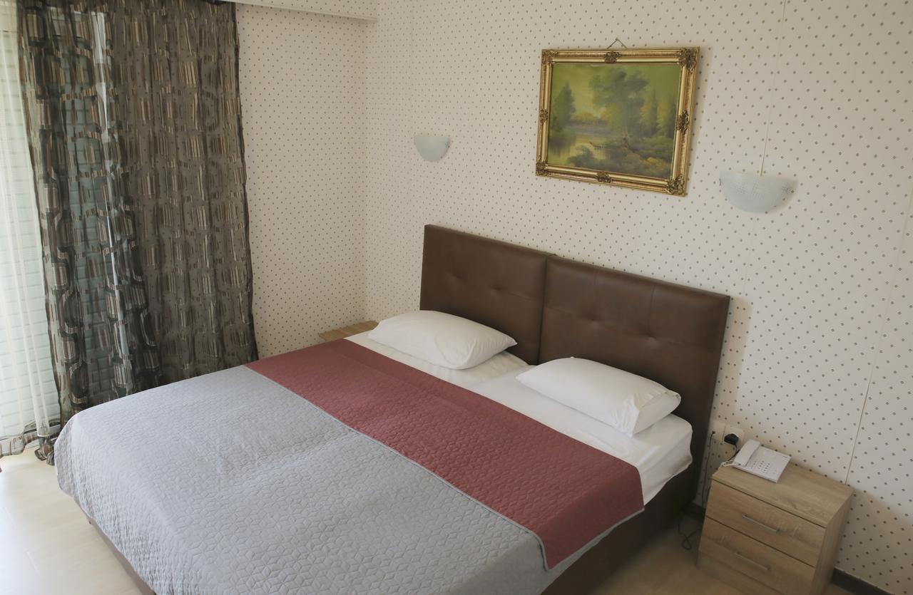 Hotel Anesi Афины Экстерьер фото